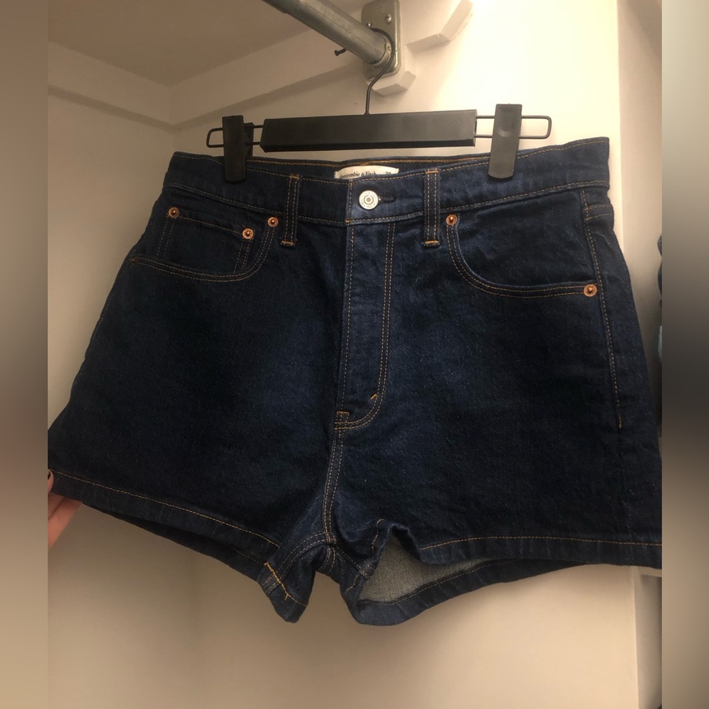 Abercrombie High Rise Mom Shorts
